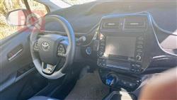 تويوتا بريوس